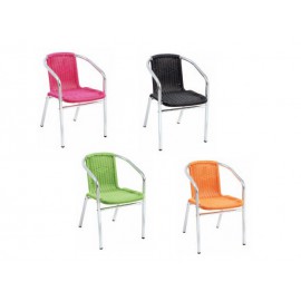 Chaise avec tressage coloré